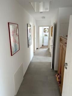 3,5 Zimmer DG- ETW im neuw. 2-FH, 91220 Schnaittach  EB 11/23 incl. Gartenanteil/Garage uvm. – Flur ETW2 DG