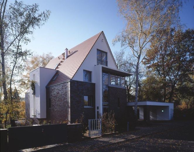 Straßenansicht