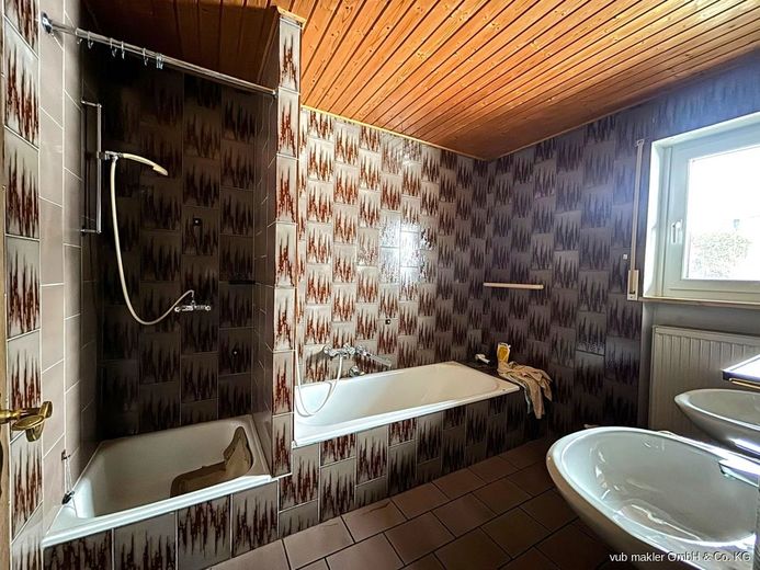Zeitgemäß investieren: Mehrfamilienhaus in Bad Steben – VUB0002335-9