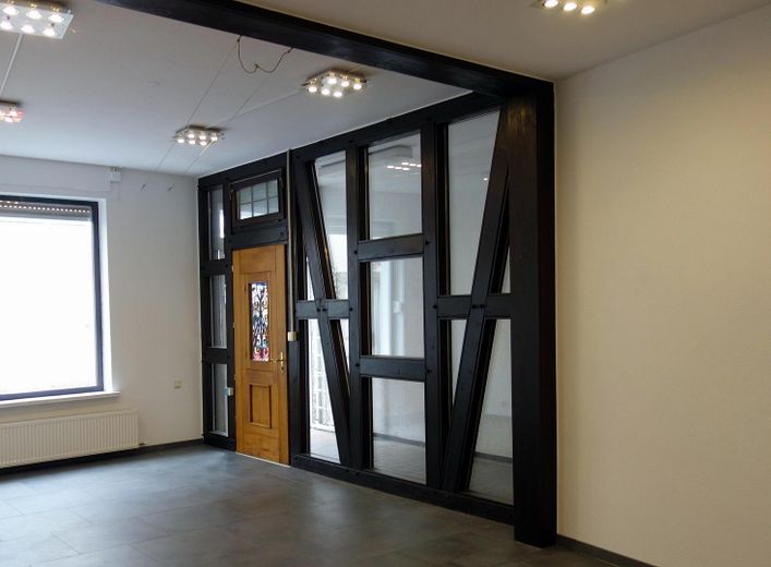 EG Verkaufsraum Glasfachwerk