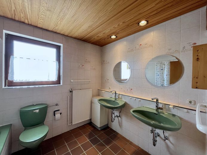 Spacious end-of-terrace house in Mannheim-Wallstadt – Photo 12