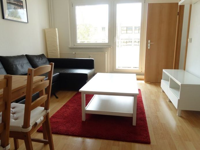 Teil-MÖBLIERTE Wohnung bequem für PENDLER zum einziehen ... – Foto 1