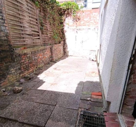 Sanierungsobjekt Bestlage Altstadt Wismar/Stadthaus - MFH/ KfW55 / KfW-Kredit mit 2% – Foto 14