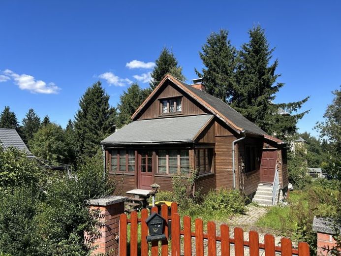 Sanierungsbedürftiges, unberäumtes Ferienhaus mit Garten und Stellplatz in ruhiger Lage! – Foto 1