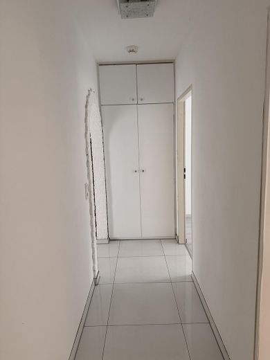 Zentrale Gehobene 4 Zimmer Wohnung – Foto 33