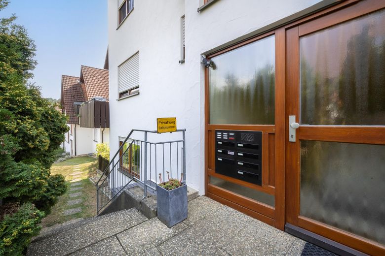 3,5-Zimmer-Wohnung mit großer Sonnenterrasse + Garten – Foto 5