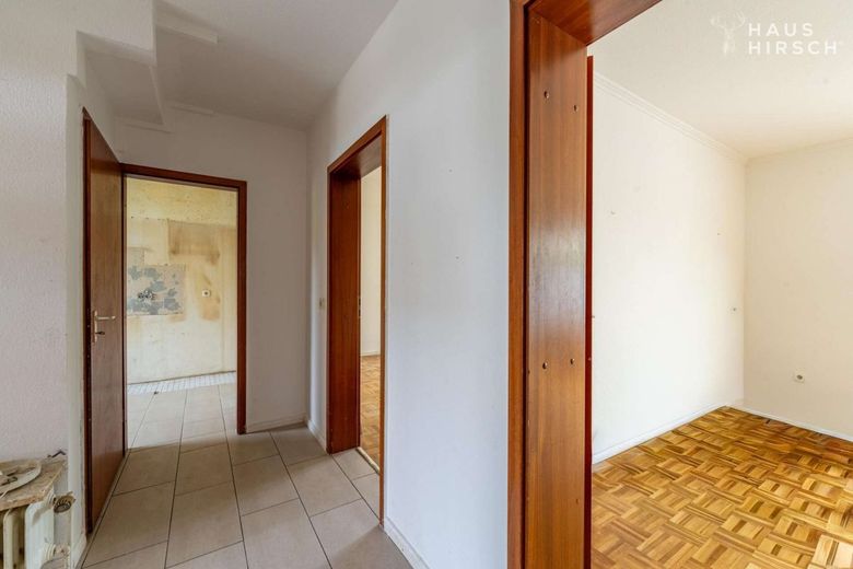 Familienfreundliches, gut geschnittenes Haus in Boostedt – Flur Wohnzimmer / Schlafzimmer / Küche