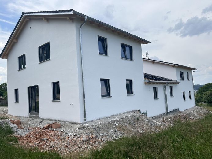 Neubau: fast fertiges Einfamilienhaus mit Garten&Garage – Oktober 2026 Erstbezug in Willmering – Foto 6