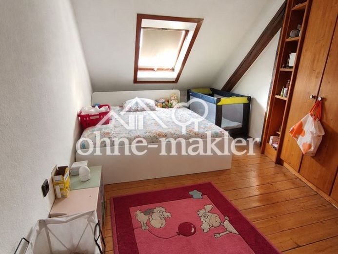 Quiet, shared apartment near the train station – Photo 1