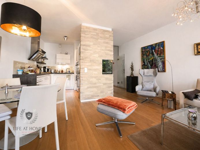 Seltene Chance im Historischen Zentrum, Terrassenwohnung mit Tiefgarage – c9ca9bcb-0e4c-4aee-a660-7ce02d929ee7