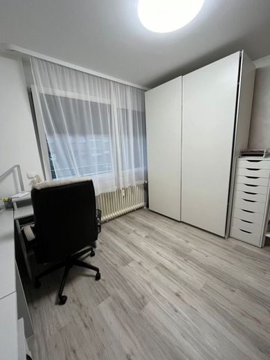 *Attraktive und komplett sanierte ETW als Investition und Altersvorsorge in H-U !!!* – Kinderzimmer