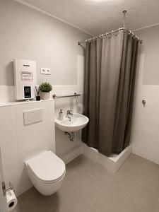 1781628321_ff06d1.jpg