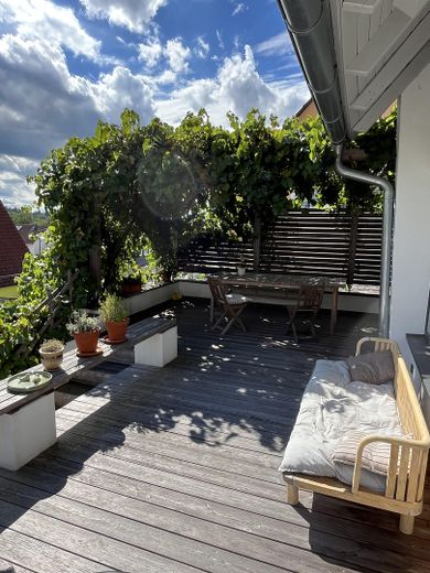 Sonnendurchflutetes Einfamilienhaus mit Garten in ruhiger Wohnlage – Photo 21