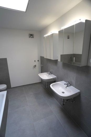 Repräsentative 3-Zimmer-ETW (120 m²) in Kronberg Stadt, sehr schöne Lage am Viktoriapark – Foto 12
