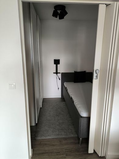 Schlafnische (Bett 90x200)