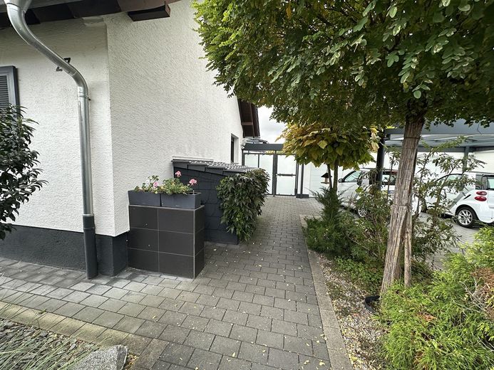 Charmante Doppelhaushälfte mit 5 Zimmern in Mannheim-Schönau – Foto 5