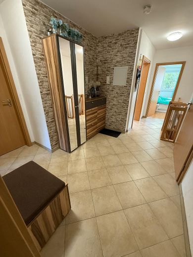 4-Zimmer Wohnung, Garten, Terrasse, Provisionsfrei – Flur