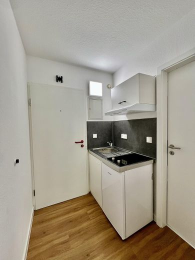 Kapitalanleger aufgepasst: Frisch sanierte 1-Zimmer-Wohnung in Saarbrücken – Kitchenette 