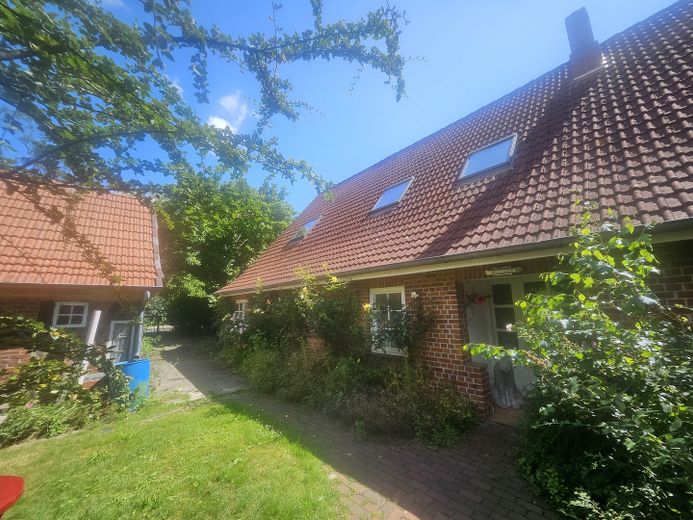 Bauernhaus mit bezauberndem Garten – Garten zur Westseite
