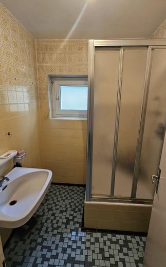 Dusche EG