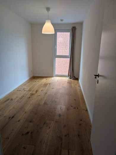 Exklusive 4-Zimmer Neubauwohnung mit großer Sonnenterrasse und Tiefgarage – Foto 9