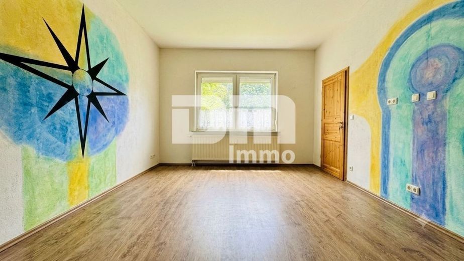 Charmantes Einfamilienhaus/Resthof mit viel Platz, modernisierter Technik und idyllischem Garten – Wohnhaus EG Wohn / Esszimmer