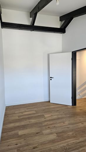Neuwertiges Reihenmittelhaus, Fußbodenheizung, eigenem Garten & Garage – Zimmer 2