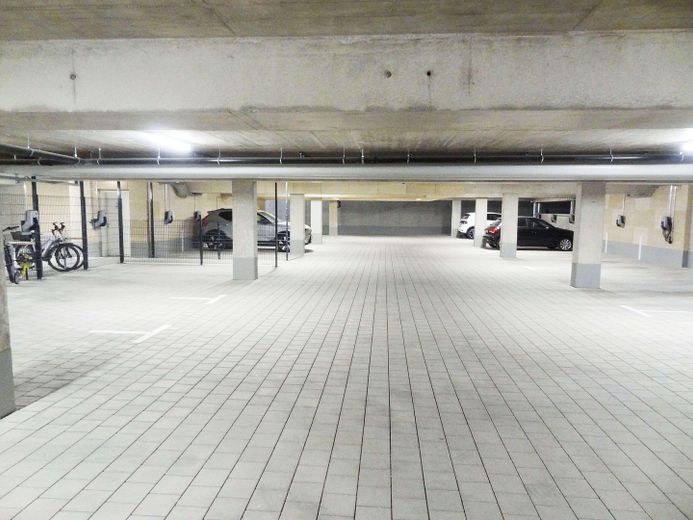Nieuwbouw, eerste bewoning: hoogwaardige 2-kamerwoning op toplocatie in de Klosterhof in Ulm-Söflingen – Tiefgarage