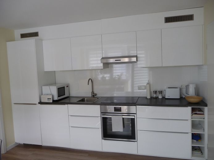 Fine small apartment in Hösbach near Aschaffenburg – Küchenzeile