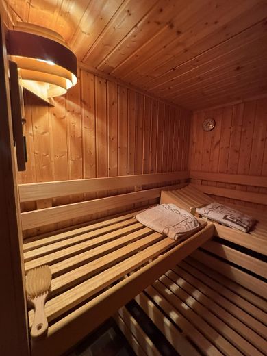 Casa indipendente e spaziosa in una posizione tranquilla e privilegiata (Bietigheim-Lug) – Sauna
