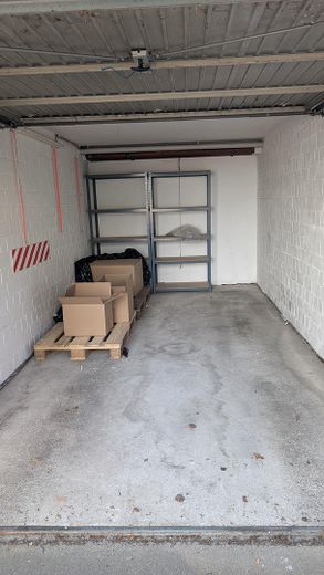 Bezpłatne dla kupującego mieszkanie 2-pokojowe z tarasem, ogrodem i garażem – Garage