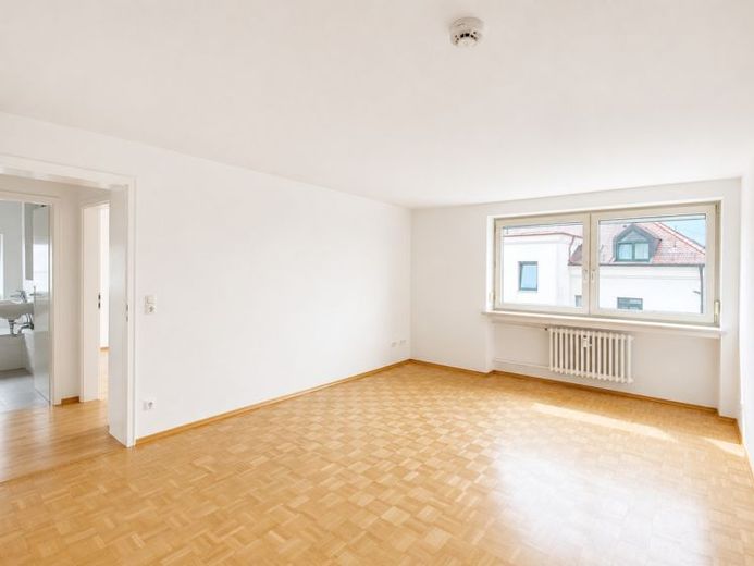 Herrlicher Ausblick! Helle 3-Zimmer-Wohnung am Oberhauser Bahnhof – Foto 1