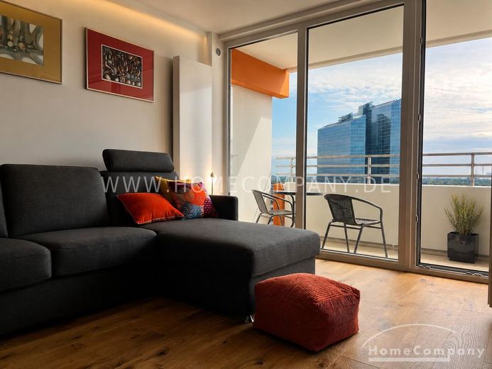 Erstbezug nach Komplettsanierung – Hochwertiges Executive-Studio mit Alpenblick in Schwabing – b0700f82e66f66d84d93ced16cda0c04df3d4027.jpg
