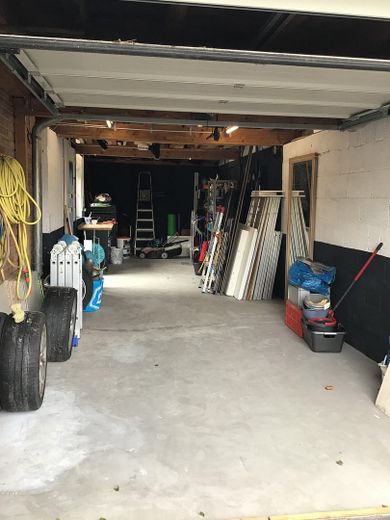 Garage 9,70 x 3,30 - 32 m²