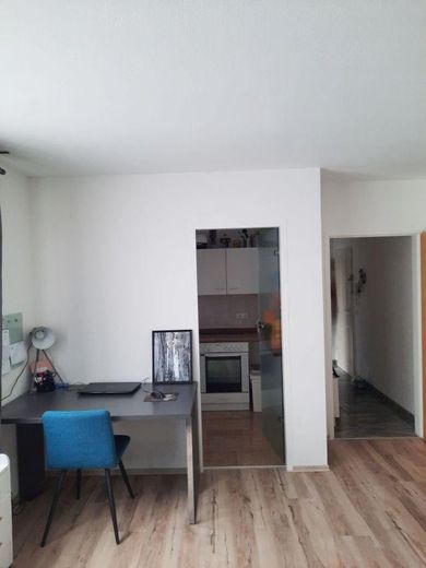Zeer mooie, lichte en goed onderhouden 1-kamerwoning met inbouwkeuken (vaatwasser) in Stuttgart – Foto 3
