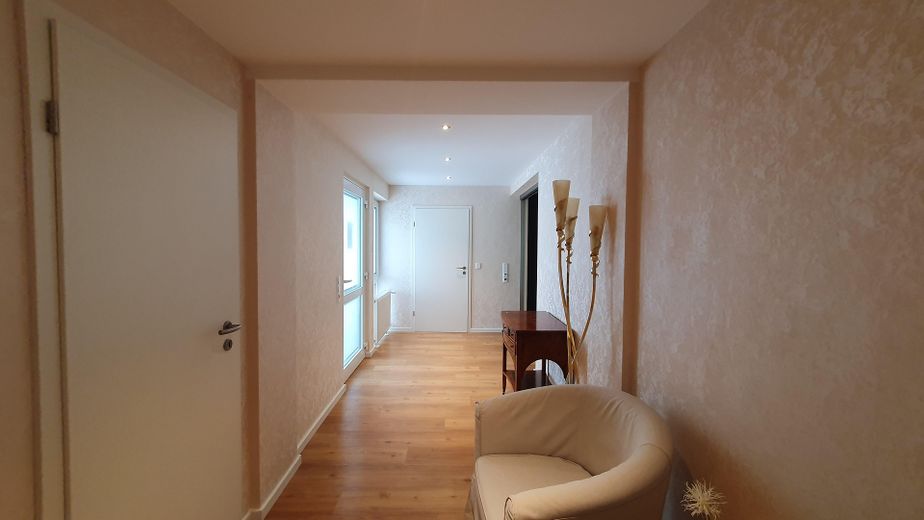 Detached house with granny apartment, pool and large garden in Remscheid Süd – Einliegerwohnung Flur 2