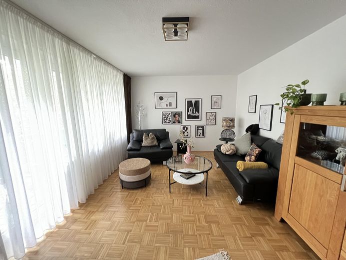 3-Zi-Whg. in Bochum-Linden-City m. Balkon – Wohnzimmer