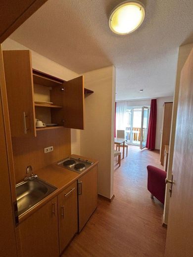 Schöne Ferien-Wohnung in Bodenmais mit Balkon – Küchenzeile