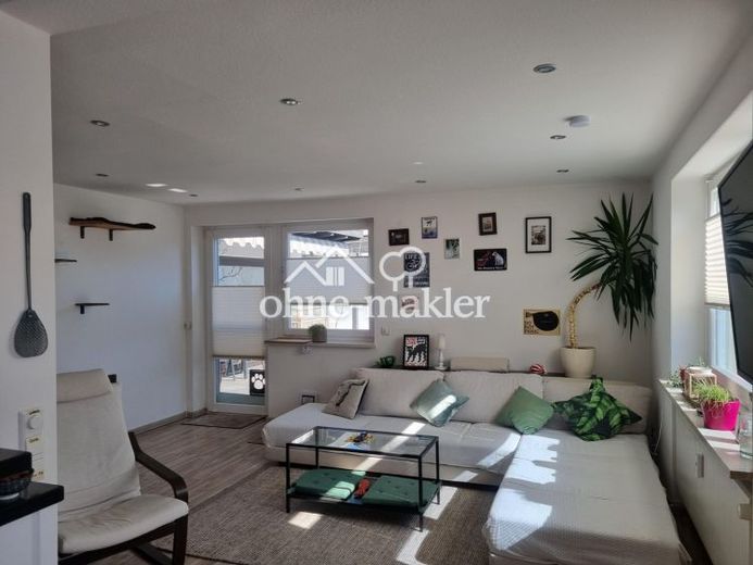 Appartamento di 3,5 locali, terrazza sul tetto di 98 m², veranda, garage doppio – Foto 1