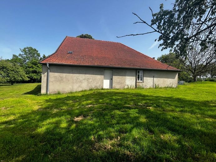 Resthof in Spenge mit der Option auf 1 ha Weide´für Pferdeliebhaber – Rückansicht