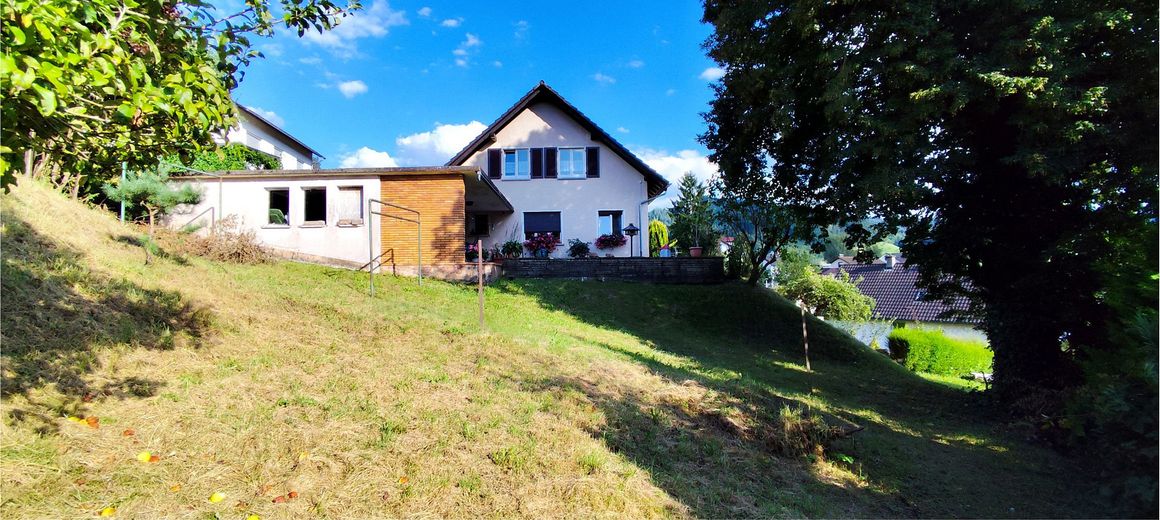 Schwarzwald-Mehrfamilienhaus in außergewöhnlicher und unverbaubarer Südlage in Oppenau- MAKLERFREI ! – Foto 7