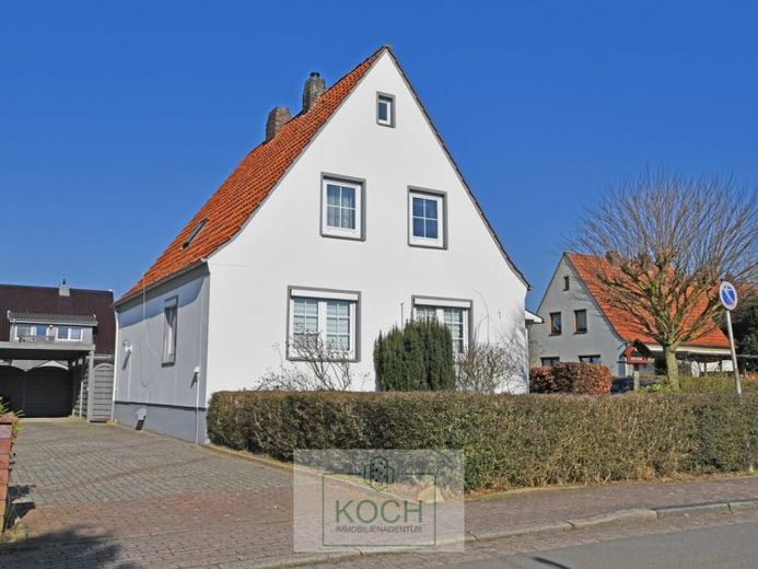 RESERVIERT > Größtenteils modernisiertes Einfamilienhaus in ruhiger Lage von Langen – Foto 1