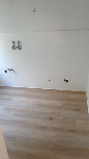Schöne, frisch renovierte 3-Zimmer Wohnung in Köln-Seeberg-Süd, 1 Etage – Küche
