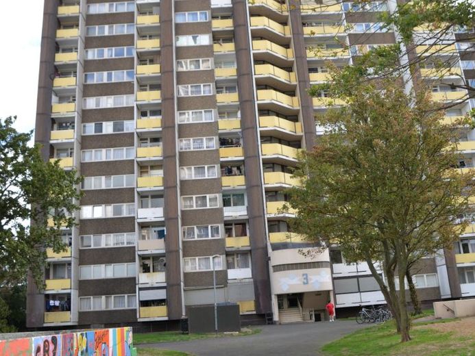 Sanierte 1-Zimmer-Wohnung mit Balkon in Meschenich - leerstehend – Foto 1