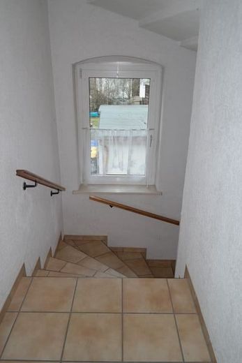 Gemütliche 3-Zimmer mit Mobiliar, Laminat, Dusche und EBK in ruhiger Lage! – SAM_7761