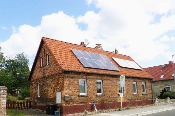 Klinker, bahçe, atölye mutluluğu: Yuva kuranlar ve iş bitirenler için bir ev