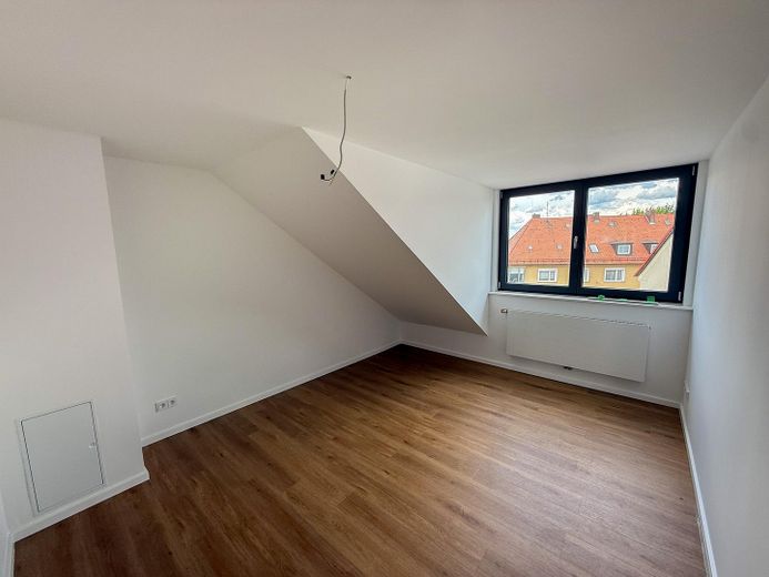 Erstbezug: Wohnen zwischen Stadtpark und Maxtor – Homeoffice