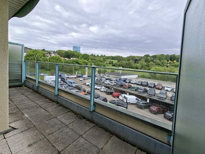 73734 Esslingen: Interessante 2-Zimmer-ETW in ES-Berkheim mit Aussichtsbalkon – Foto 1