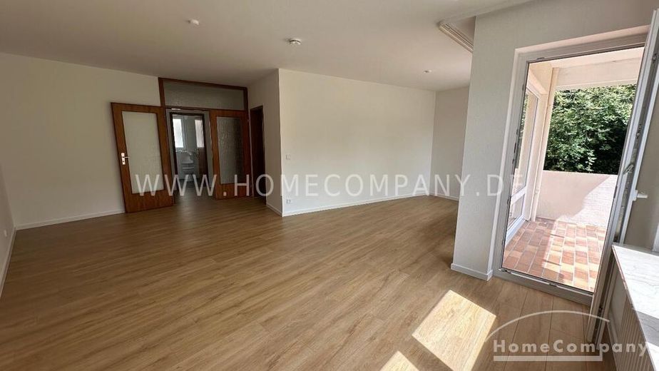 Oberhöchstadt
8072644 – Frisch renovierte 2-Zimmerwohnung mit Balkon im grünen Kronberg- Oberhöchstadt – 3ed3cf2e363b55bc105d2bddc1e39d28415ffd37.jpg