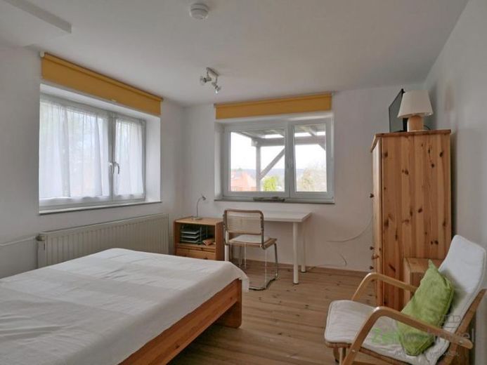 (EF1019_M) Kassel-Stadt: Kirchditmold, kleines möbliertes Apartment mit sep. Eingang für Wochenendheimfahrer – Foto 1